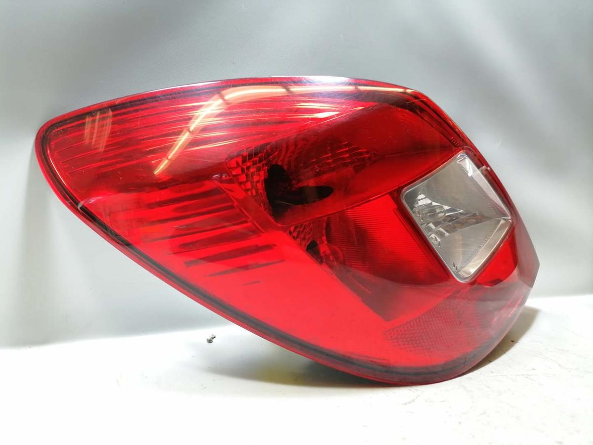 Opel Corsa D original Rücklicht Rückleuchte Heckleuchte rechts 5 Türer BJ08